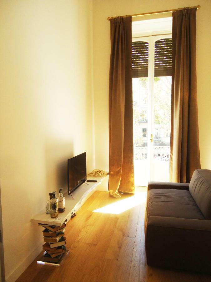 Boutique Apartment Elegantissima Turin Exterior photo